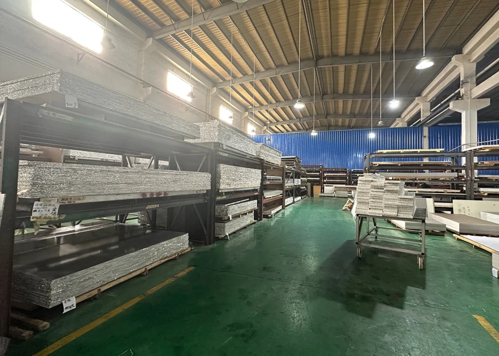 Aluminum alloy door factory materials